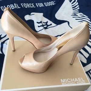 Michael Kors York Platform